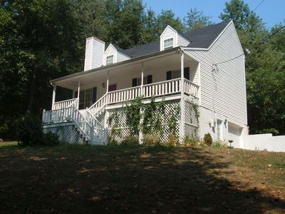 1081 Meeks Cemetery Rd, Burns, TN, 37029