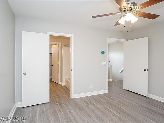 4th image of 1058 Sweeping Vine Ave
