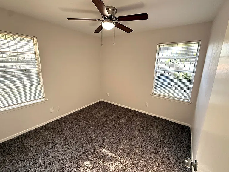 7842 Overridge Dr — Photo 10