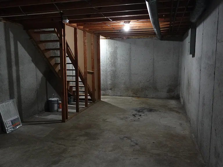7324 N Liberty St — Photo 20