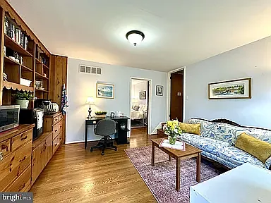 113 Sypherd Dr — Photo 14