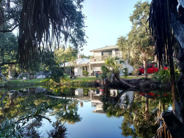 5255 Winding Way, Sarasota, FL 34242