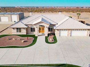 11830 Joshua Dell Rd, Victorville, CA 92392