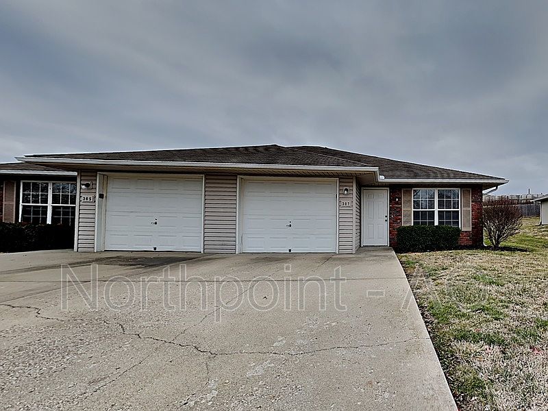 307 NW Woodbury Dr, Grain Valley, MO 64029 Zillow