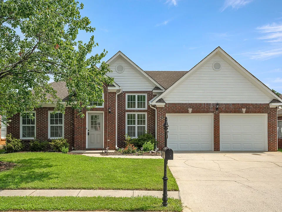 141 Calumet Dr