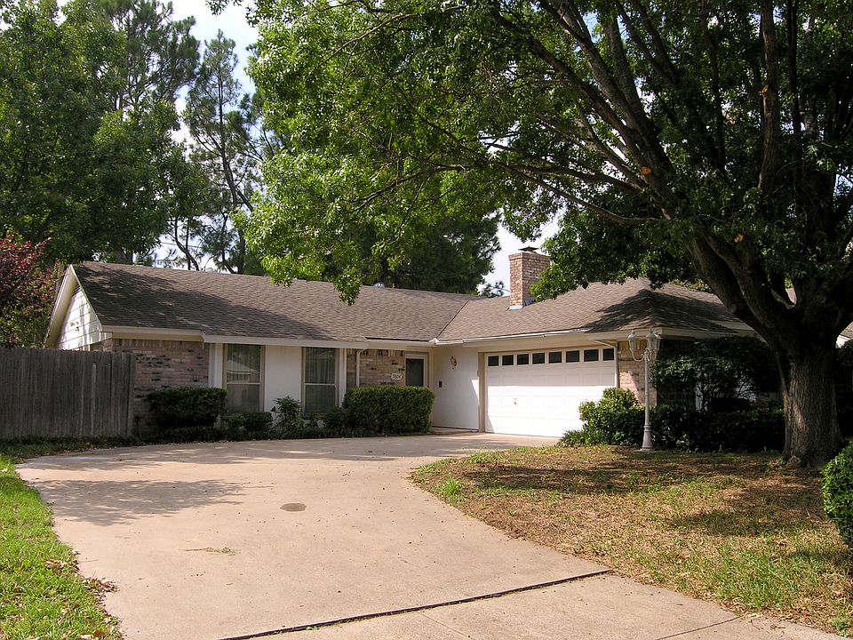 1st image of 5804 Village Glen Trl