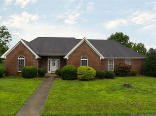2633 Darien Dr, Jeffersonville, IN 47130