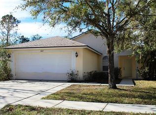 1849 Tupelo Ln, Zephyrhills, FL 33543