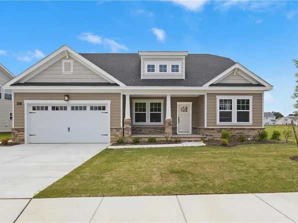 36 Serenity Ln, Suffolk, VA 23433