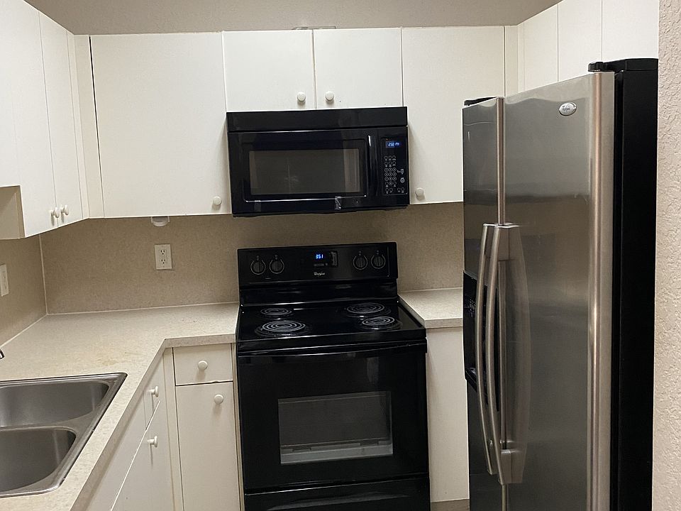 1st image of 1409 S Santa Catalina Cir #1