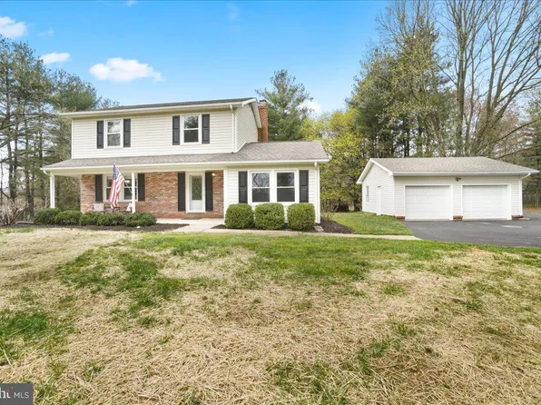 3482 Firestone Dr, Ijamsville, MD 21754