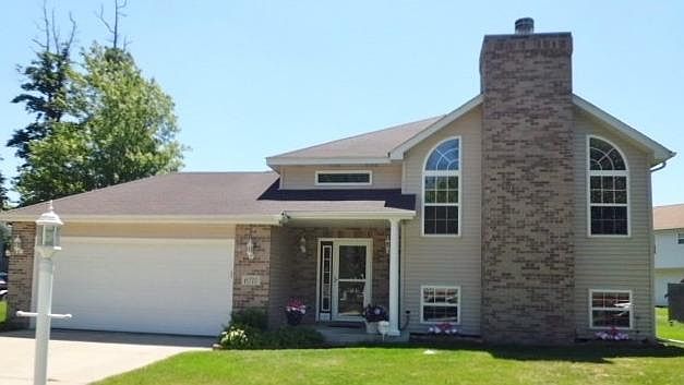 1st image of 6711 Blackstone Cir