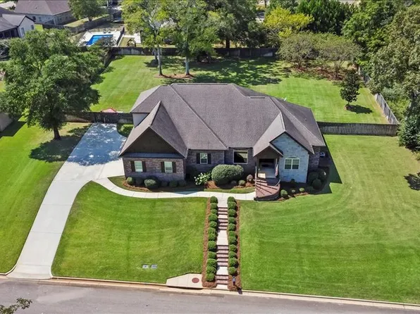 116 Whispering Oaks Trl, Dothan, AL 36305