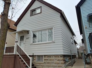 1415 S 21st St, Milwaukee, WI 53204