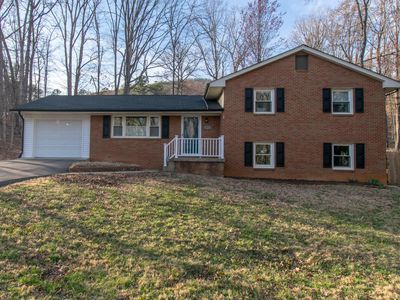 2045 Wesvan Dr, Roanoke, VA, 24012