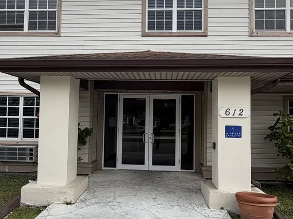 612 N 11th St, Immokalee, FL