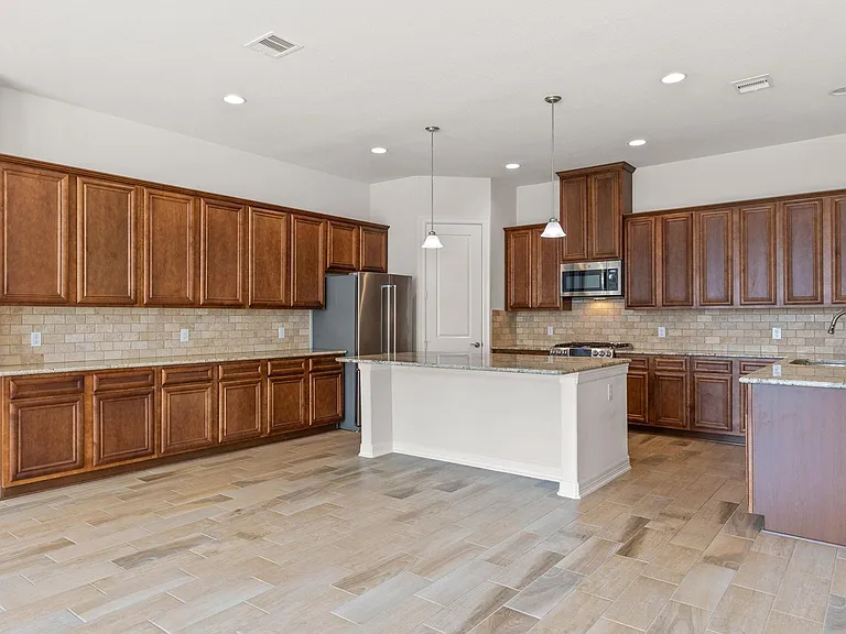 14 W Oaks Dr — Photo 6