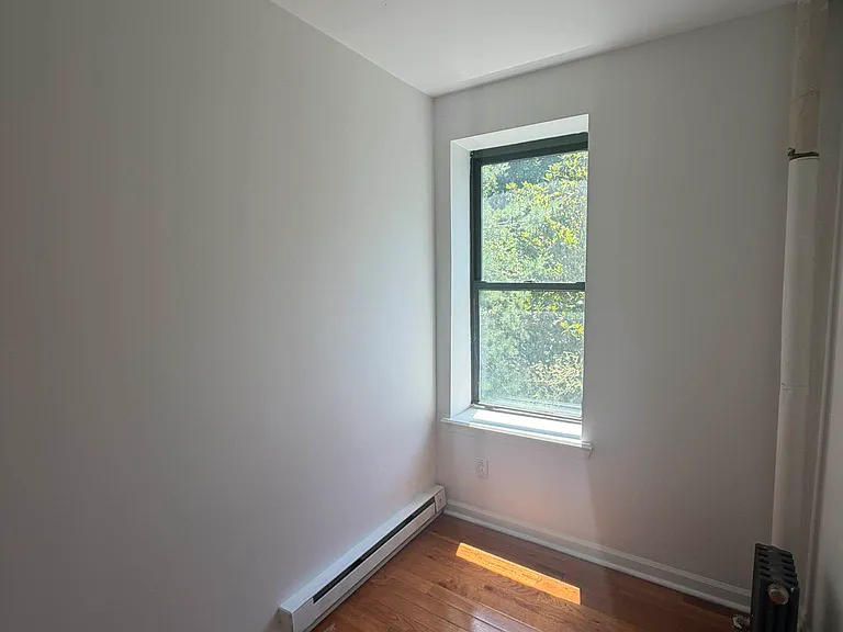 124 E 107th St #6 — Photo 8