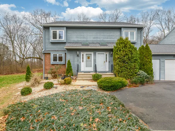 816 Sand Stone Drive #816, South Windsor, CT 06074