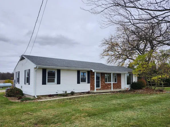 613 Stahl Rd, Fremont, OH 43420