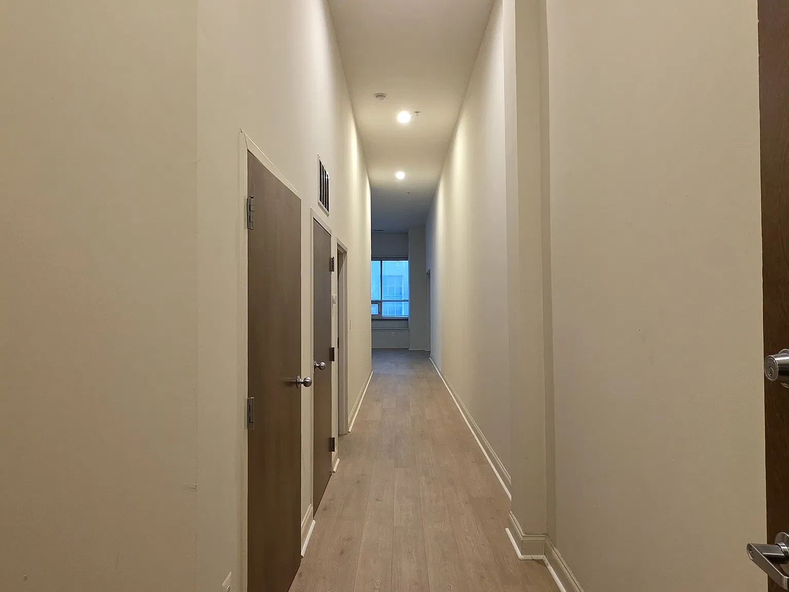 811-0 Filbert St — Photo 3