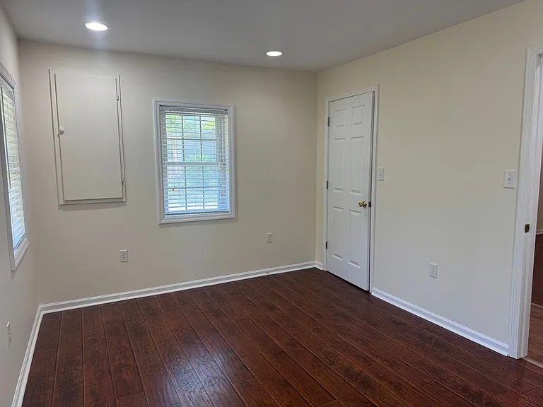 950 Perrytown Rd — Photo 19