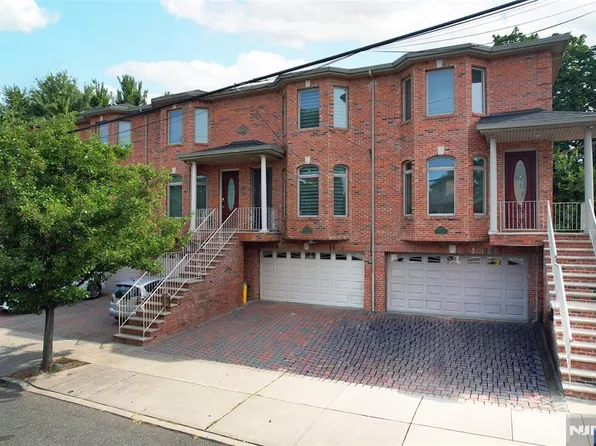 236 Columbus Ave #5, Palisades Park, NJ 07650