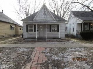 2409 Shelby Ave, Mattoon, IL 61938