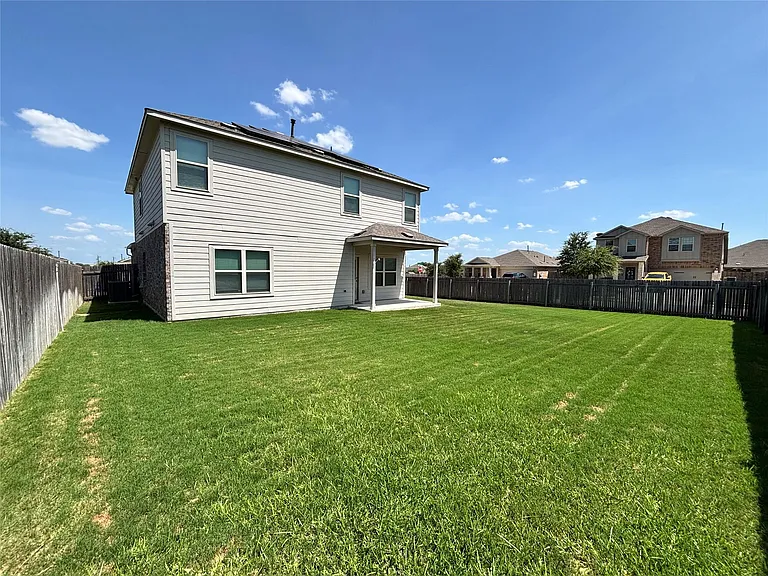 21300 Bird Wing Dr — Photo 13