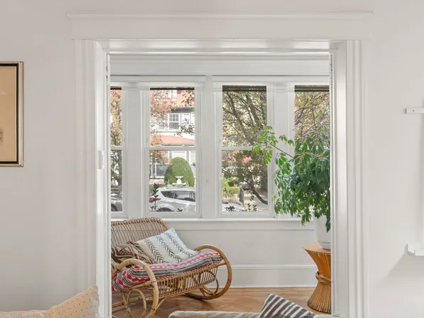 25 75th Street image 9 of 37