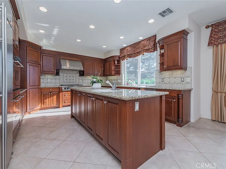 5435 Vista Del Mar — Photo 16