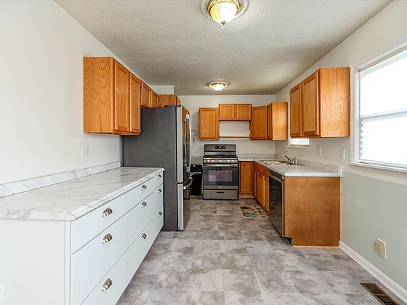 5th image of 5421 E 21st St