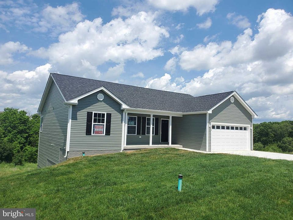 1st image of 616 Jensen Way E