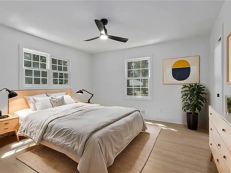 8105 Rosewood Dr — Photo 44