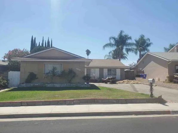 26809 Alcon Dr, Santa Clarita, CA 91350