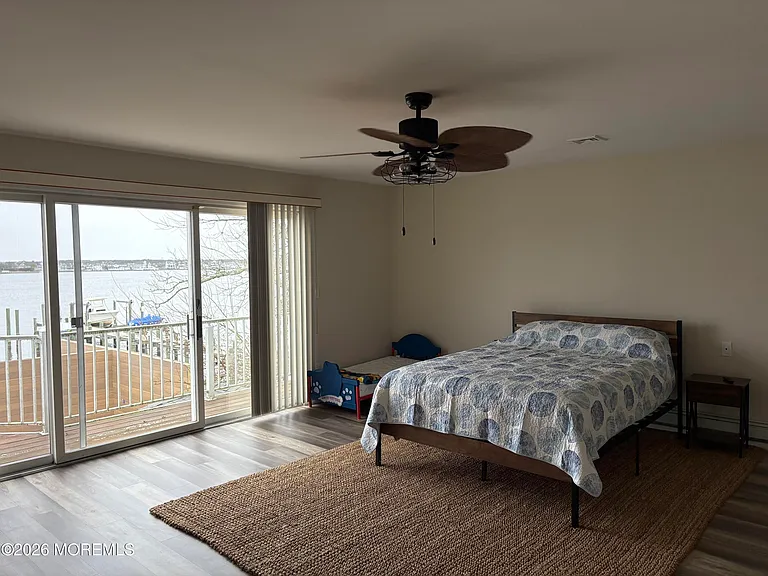 262 Genes Dr — Photo 5