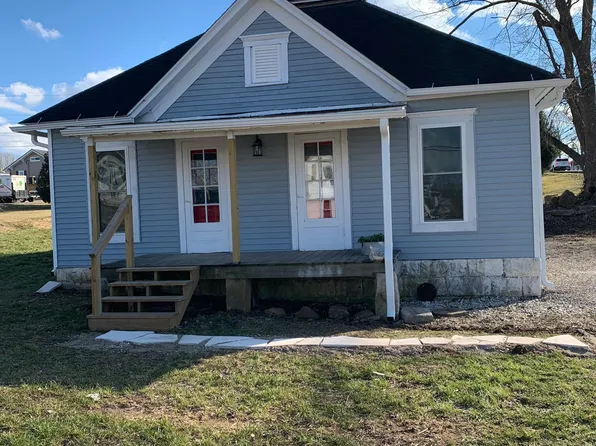 201 Caleb St, Salem, IN 47167