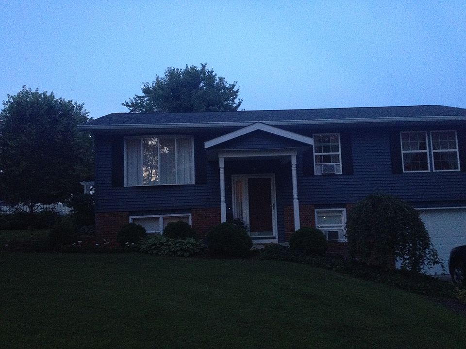 1st image of 900 N Chandler Dr