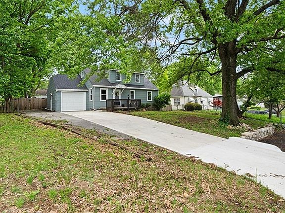 3rd image of 3101 S 9th Pl