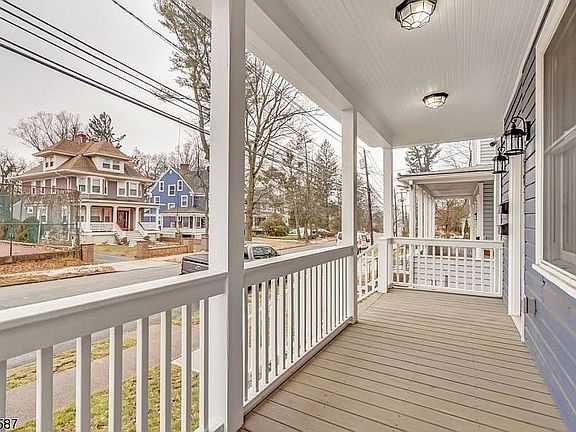 2nd image of 381 Tremont Ave