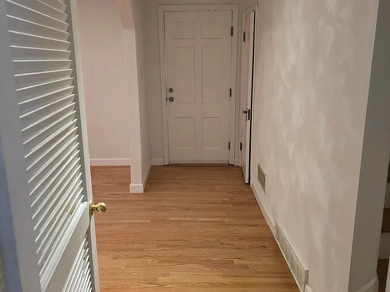 7264 Northmoor Dr — Photo 18