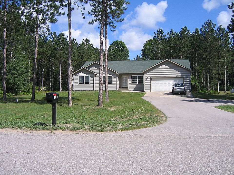 1st image of 19644 Pine Woods Dr