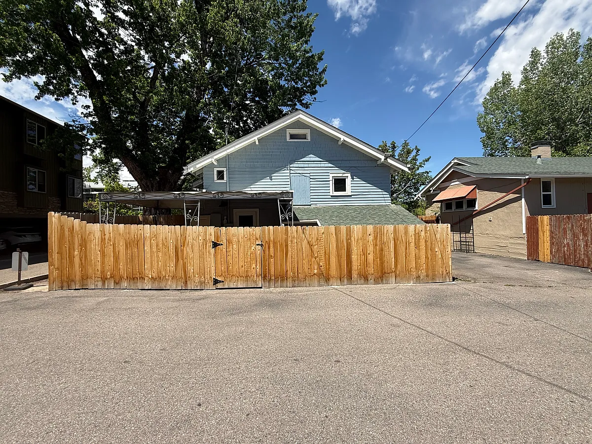 Building Photo - 976 Arapahoe Ave