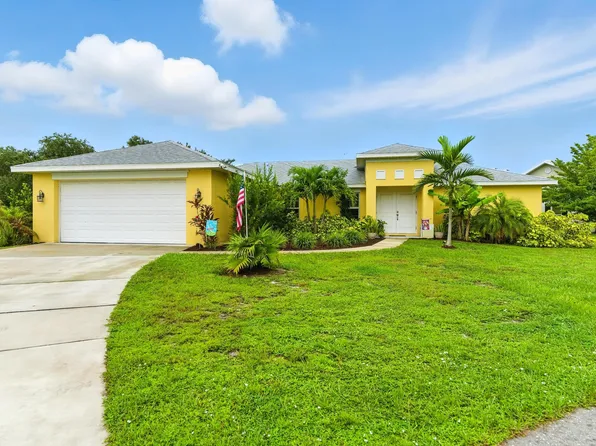 176 Venus Cay, Naples, FL 34114