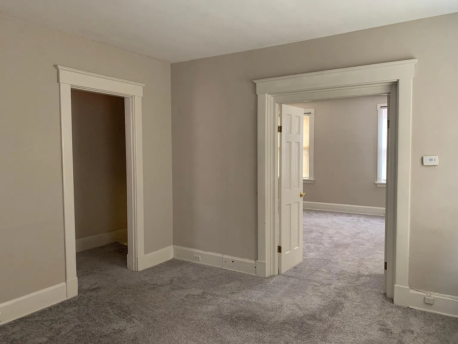 3 bed, $2,100 — Photo 4