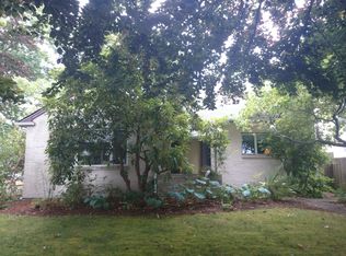 1637 45th Ave SW, Seattle, WA 98116