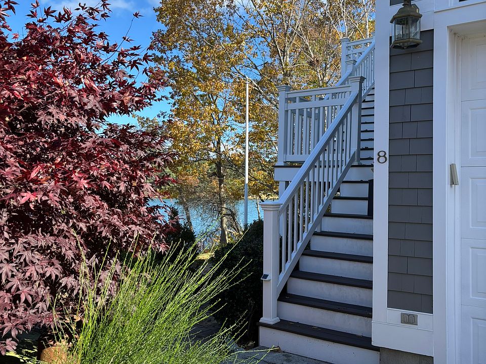 Outdoor Entrance Area