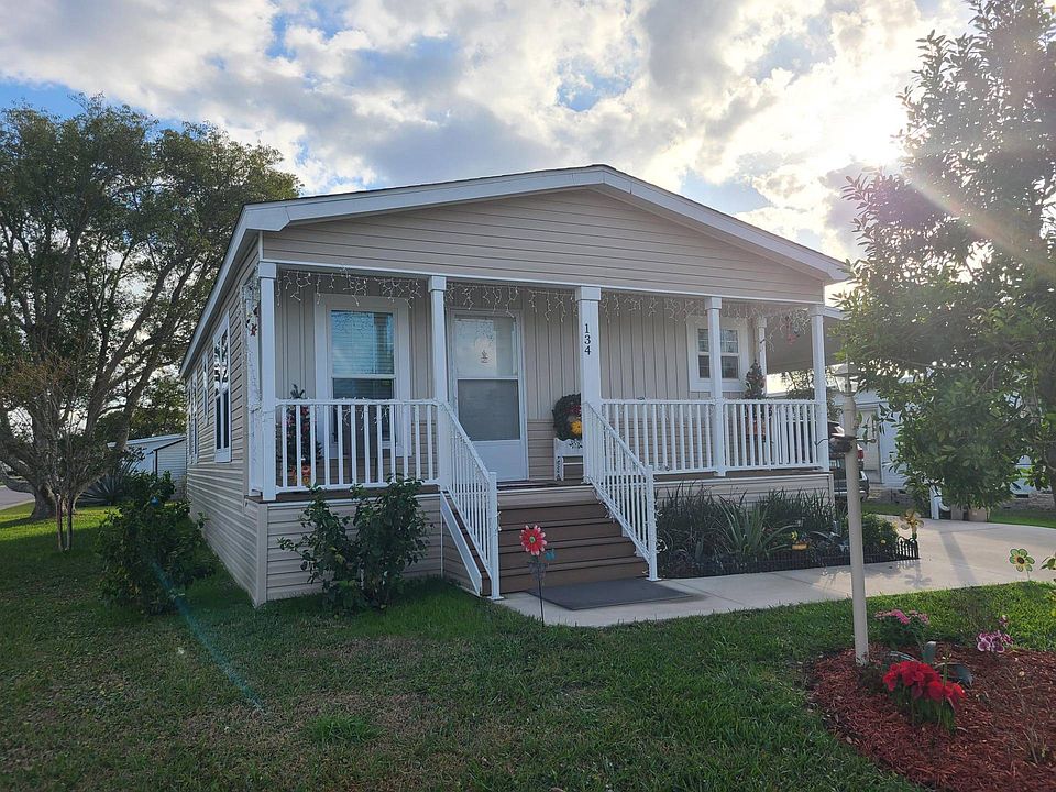 1st image of 134 Young St