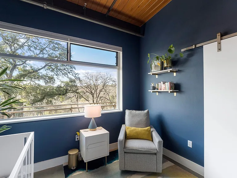 2205 N Lamar Blvd #321 — Photo 9