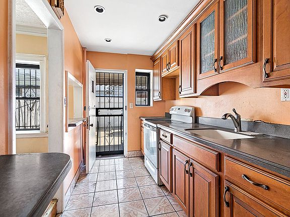 2nd image of 2145 Bedford Ave